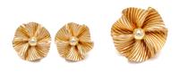 A Retro Rose Gold Demi Parure, 15.40 dwts.