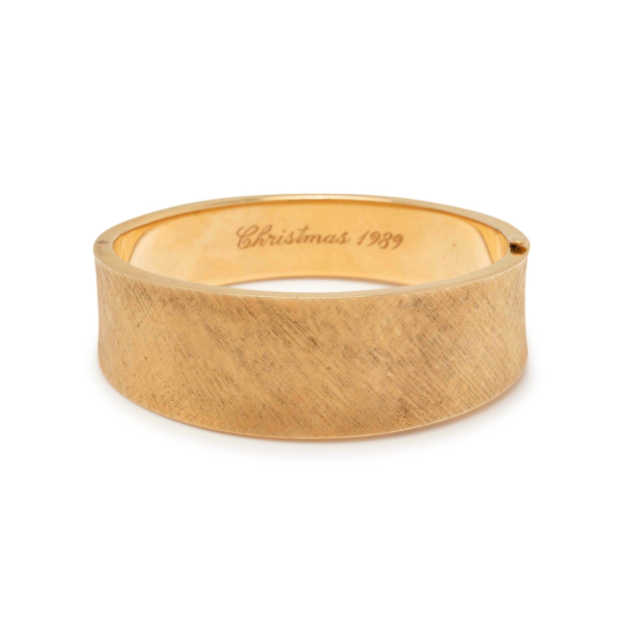 YELLOW GOLD BANGLE BRACELET