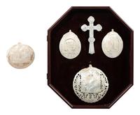 Five Continental Carved Shell Articles of Religious Interest
