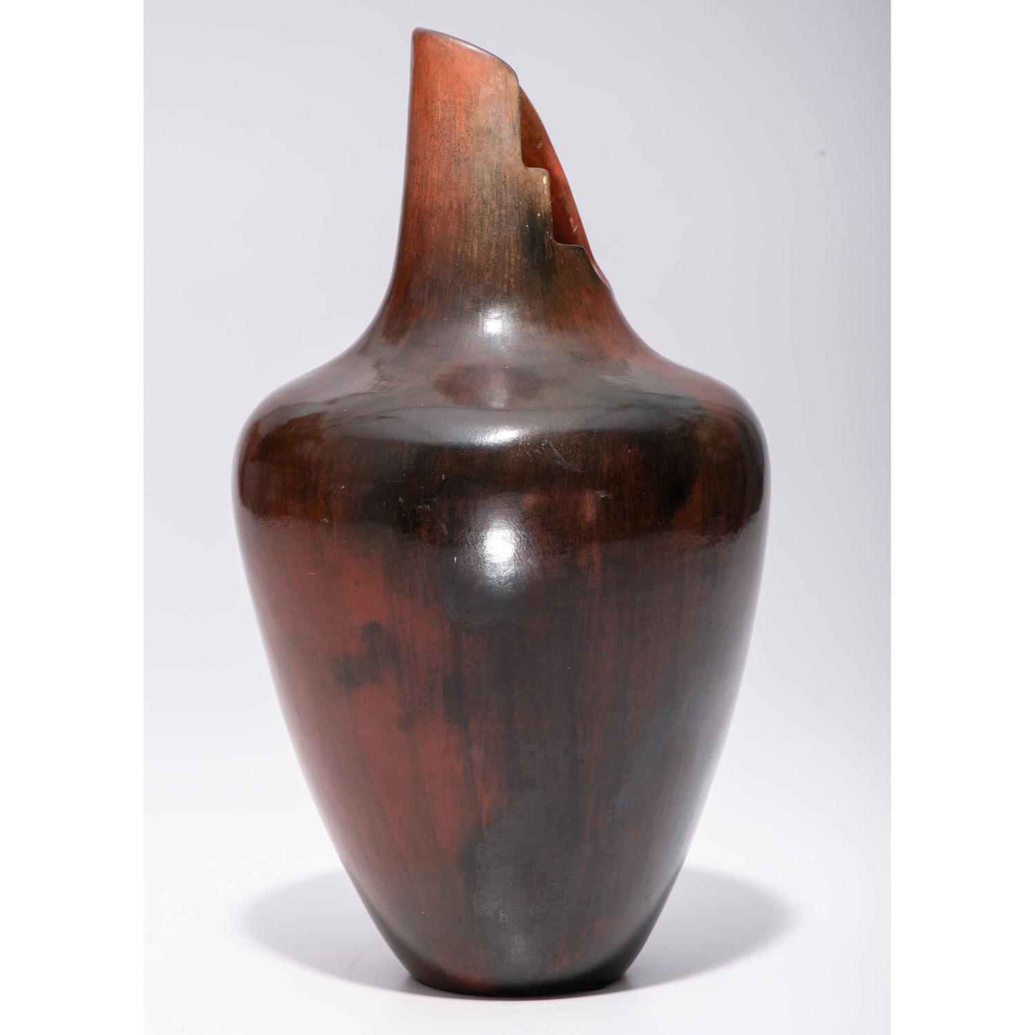Award-Winning Navajo Pottery Vase