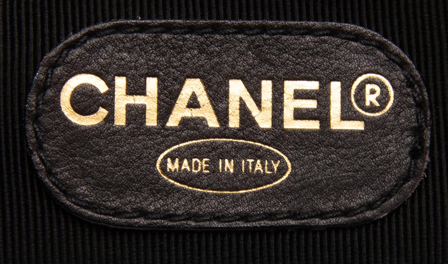 CHANEL, FLAP POCKET SHOULDER BAG