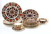 A Set of Royal Crown Derby Imari Dinnerware for Six Diameter of dinner plates 10 1/2 inches. — SECOND HALF 20TH CENTURY