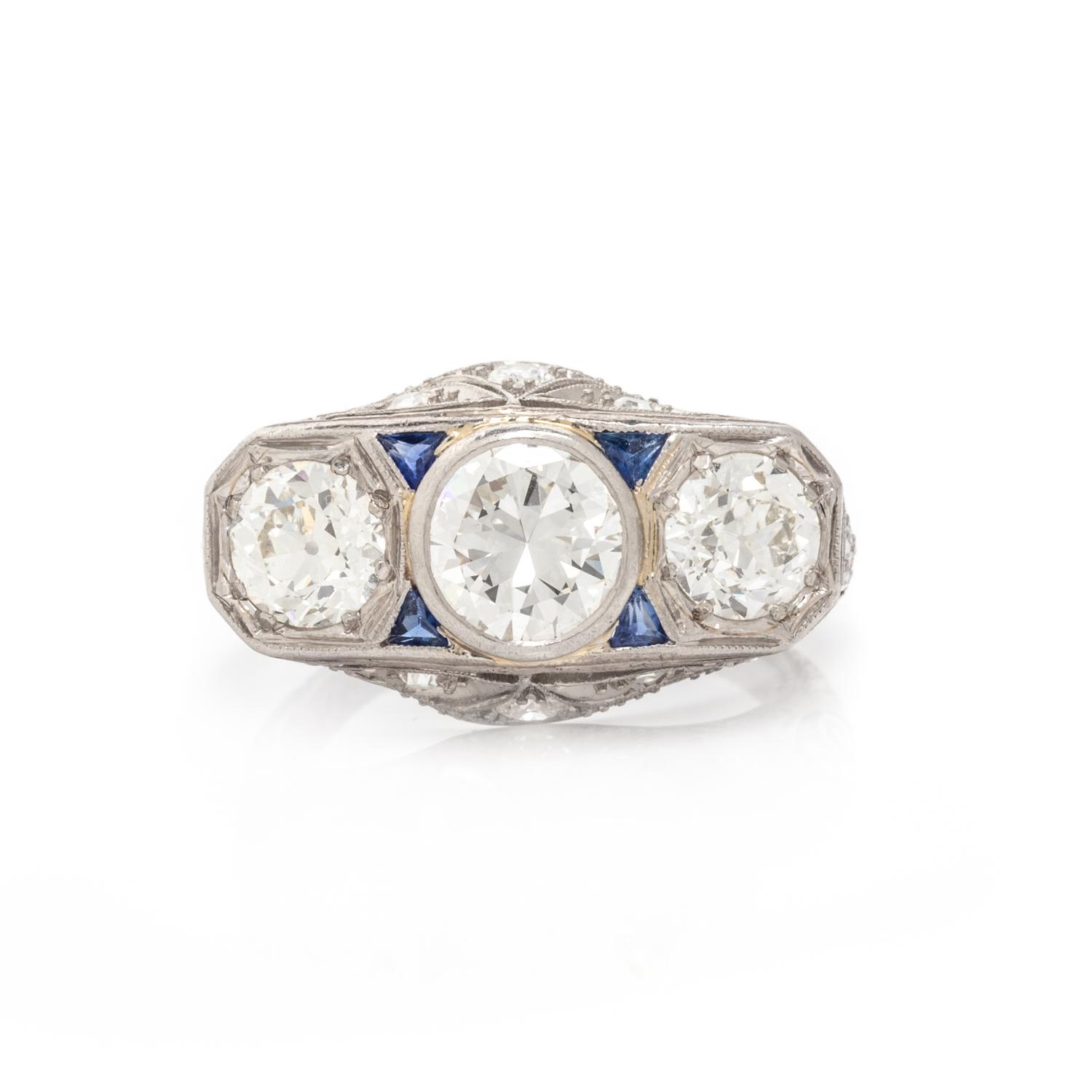 ART DECO, DIAMOND AND SYNTHETIC SAPPHIRE RING