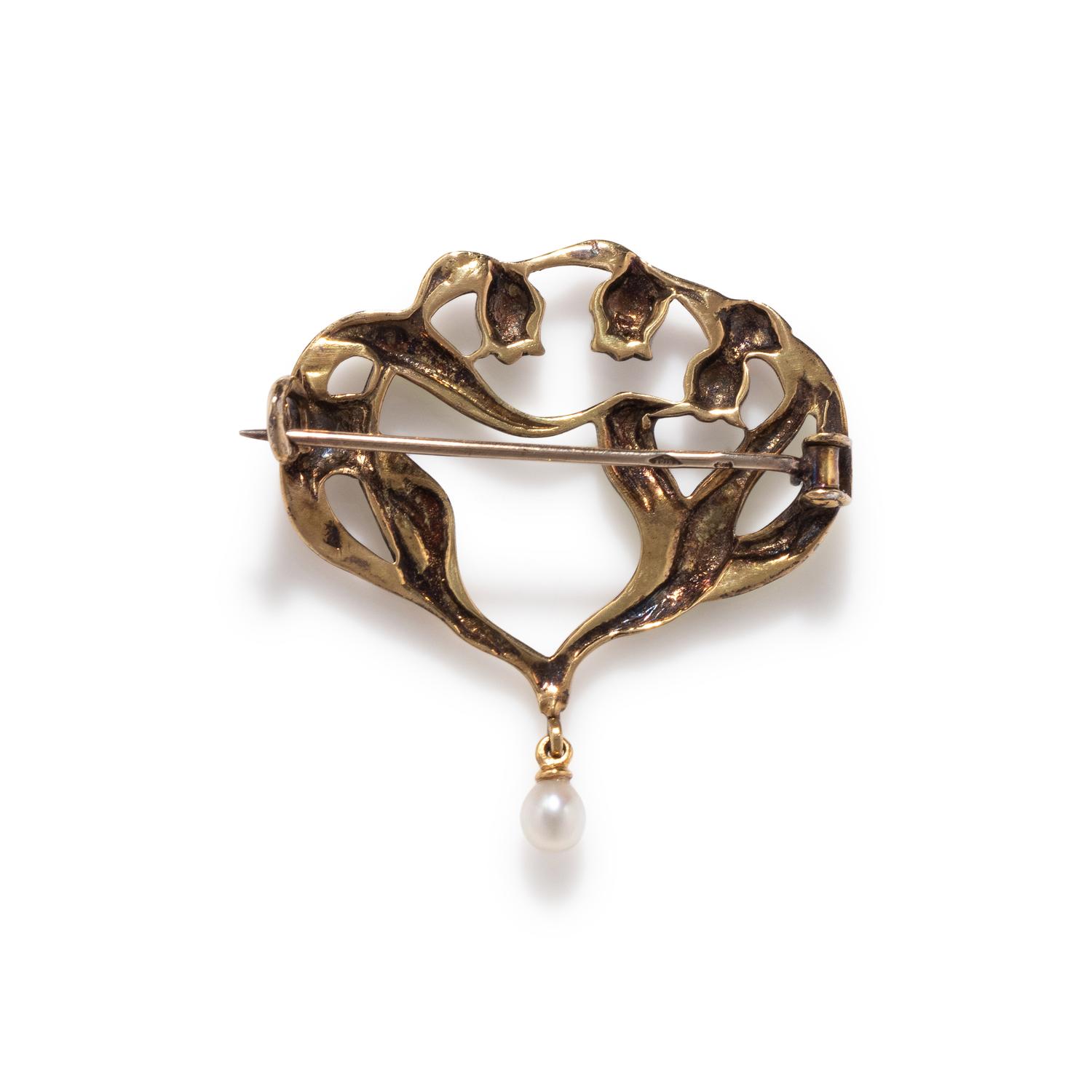 FRENCH, ART NOUVEAU, ENAMEL AND PEARL BROOCH