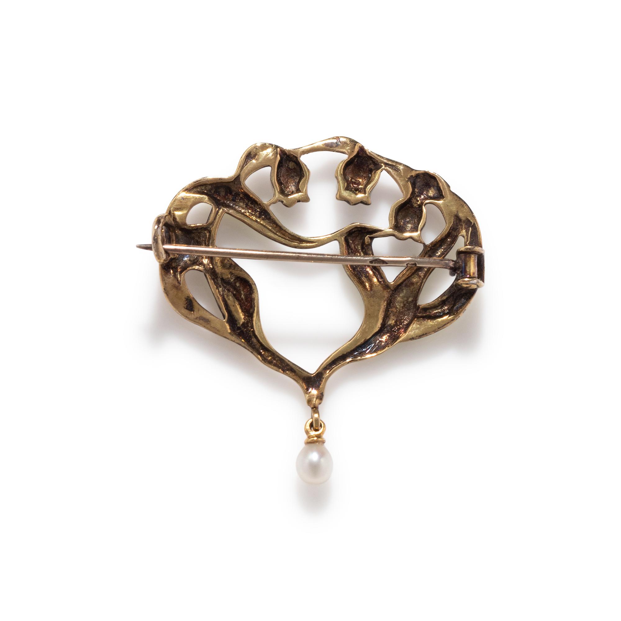 FRENCH, ART NOUVEAU, ENAMEL AND PEARL BROOCH