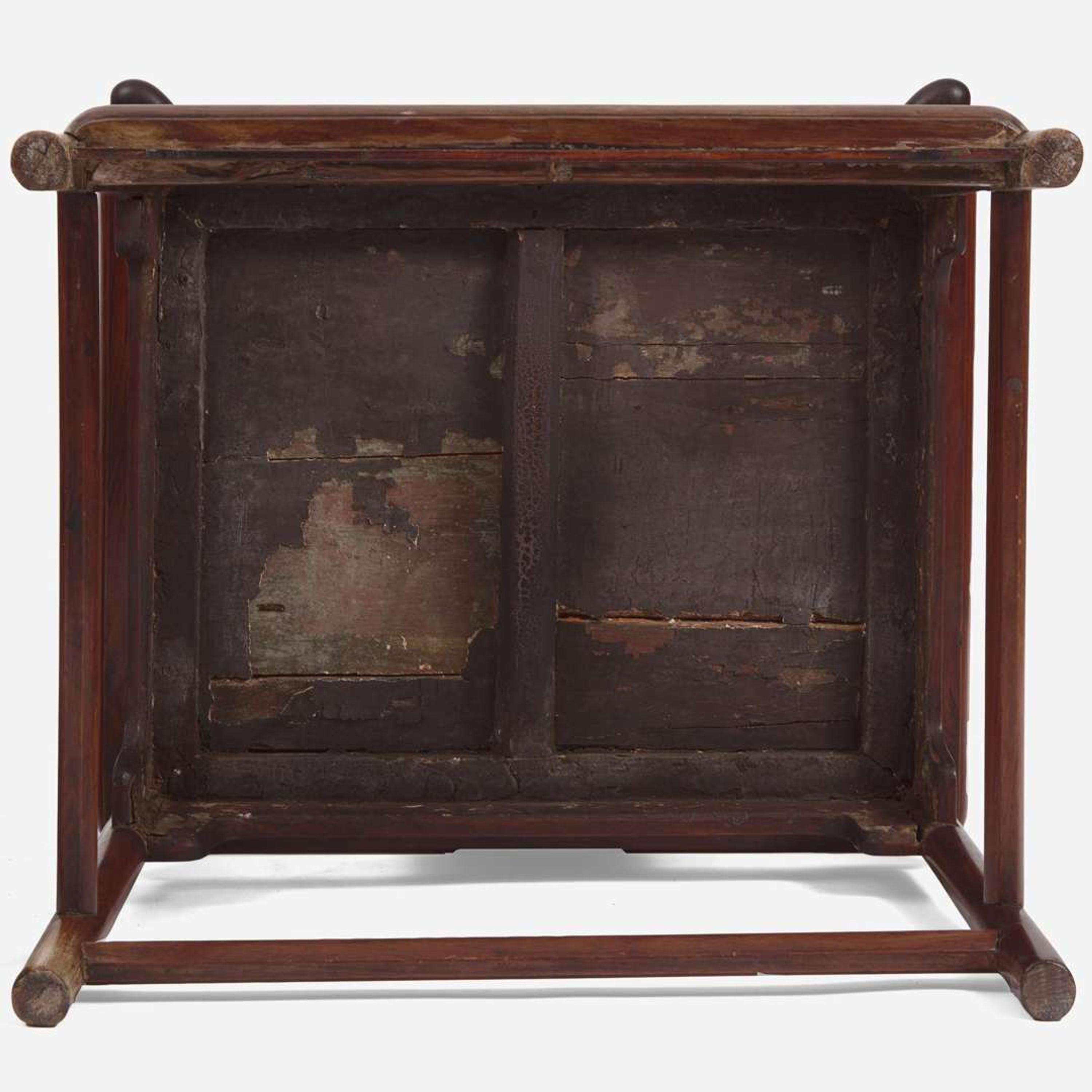 A pair of Chinese huanghuali armchairs, Sichutou Guanmaoyi 黄花梨四出頭官帽椅一對 Late Ming to Qing dynasty 晚明或清