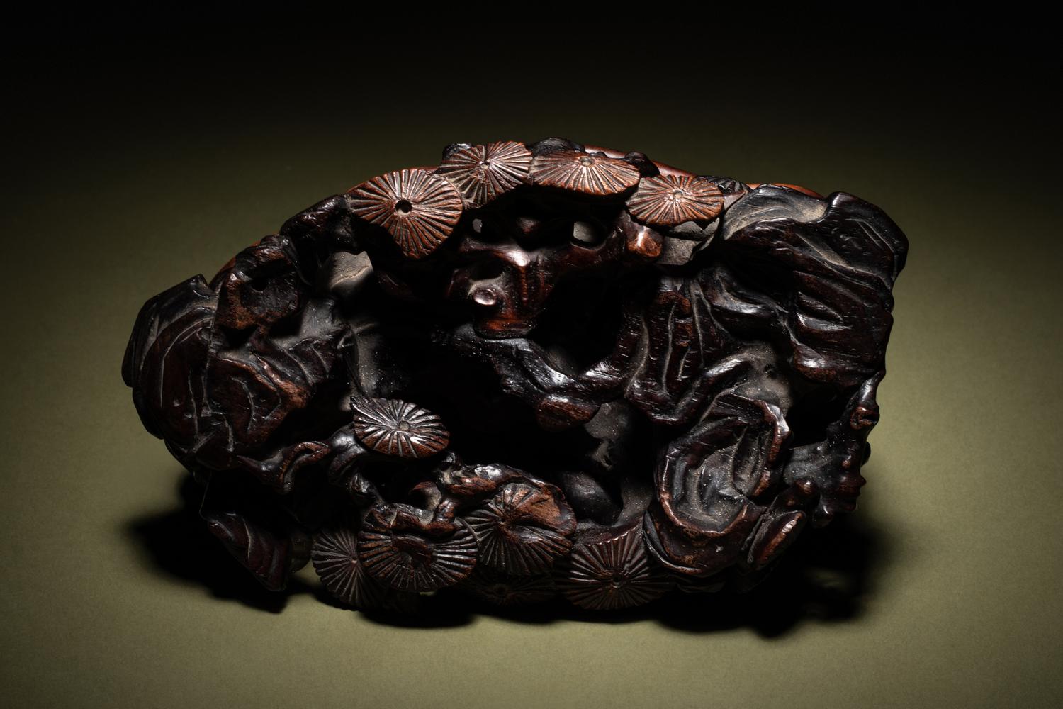 A Celadon Jade ‘ Lingzhi’ Libation Washer