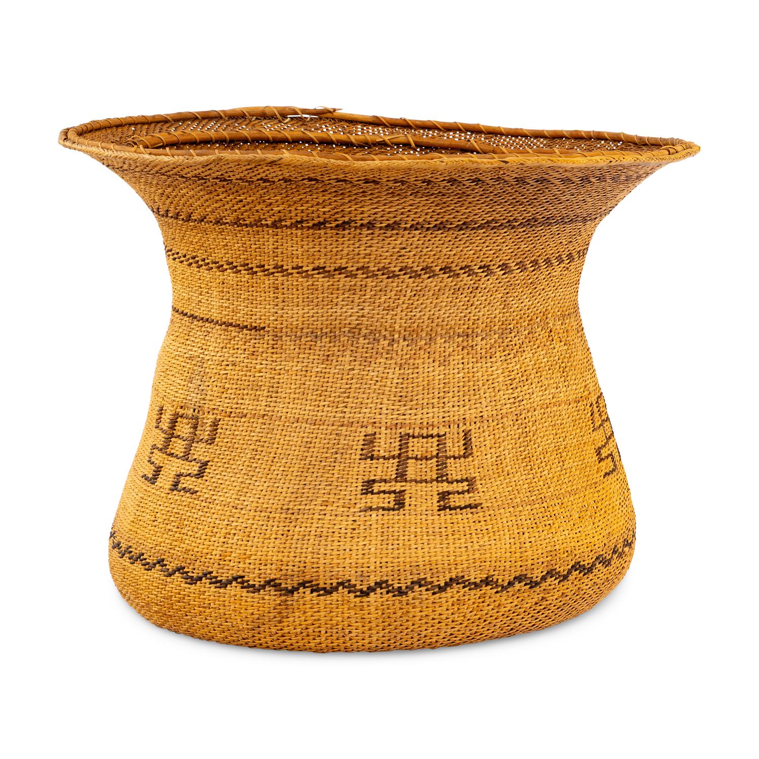 Amazonian Yekuana Basket, with Frog Motif