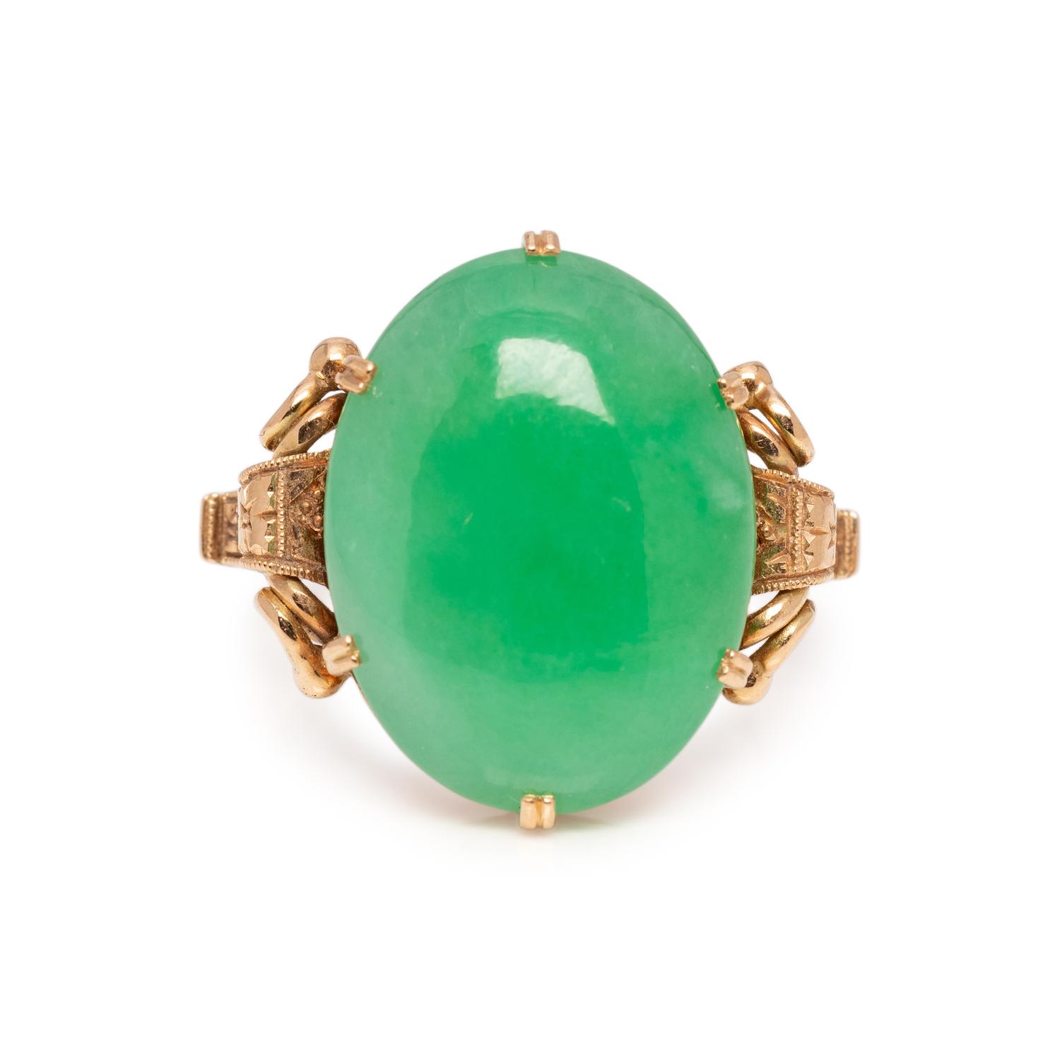 YELLOW GOLD AND JADE SET