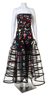 An Oscar de la Renta Black Floral Embroidered Gown, Size 4.