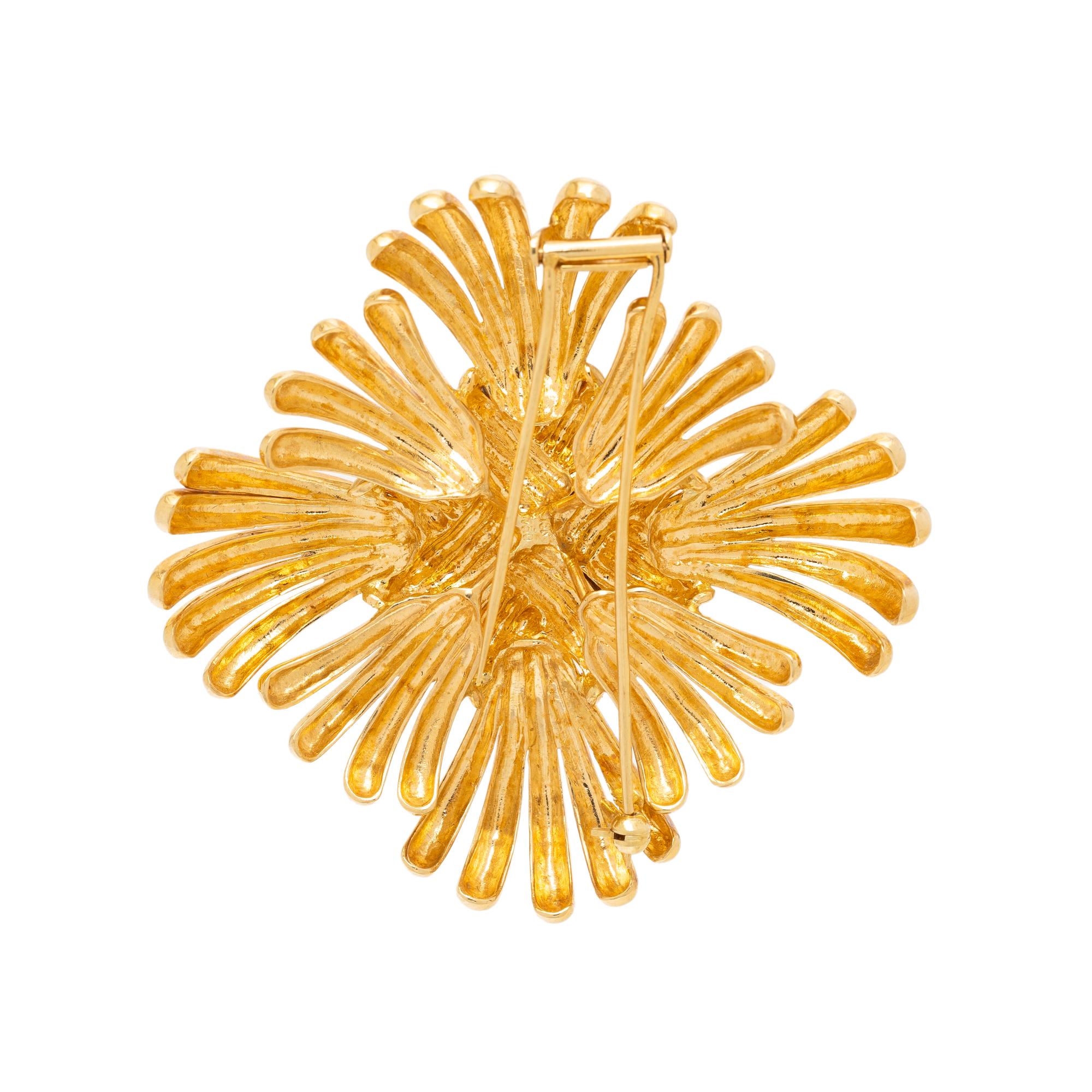 YELLOW GOLD BROOCH
