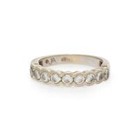 DIAMOND AND WHITE GOLD RING