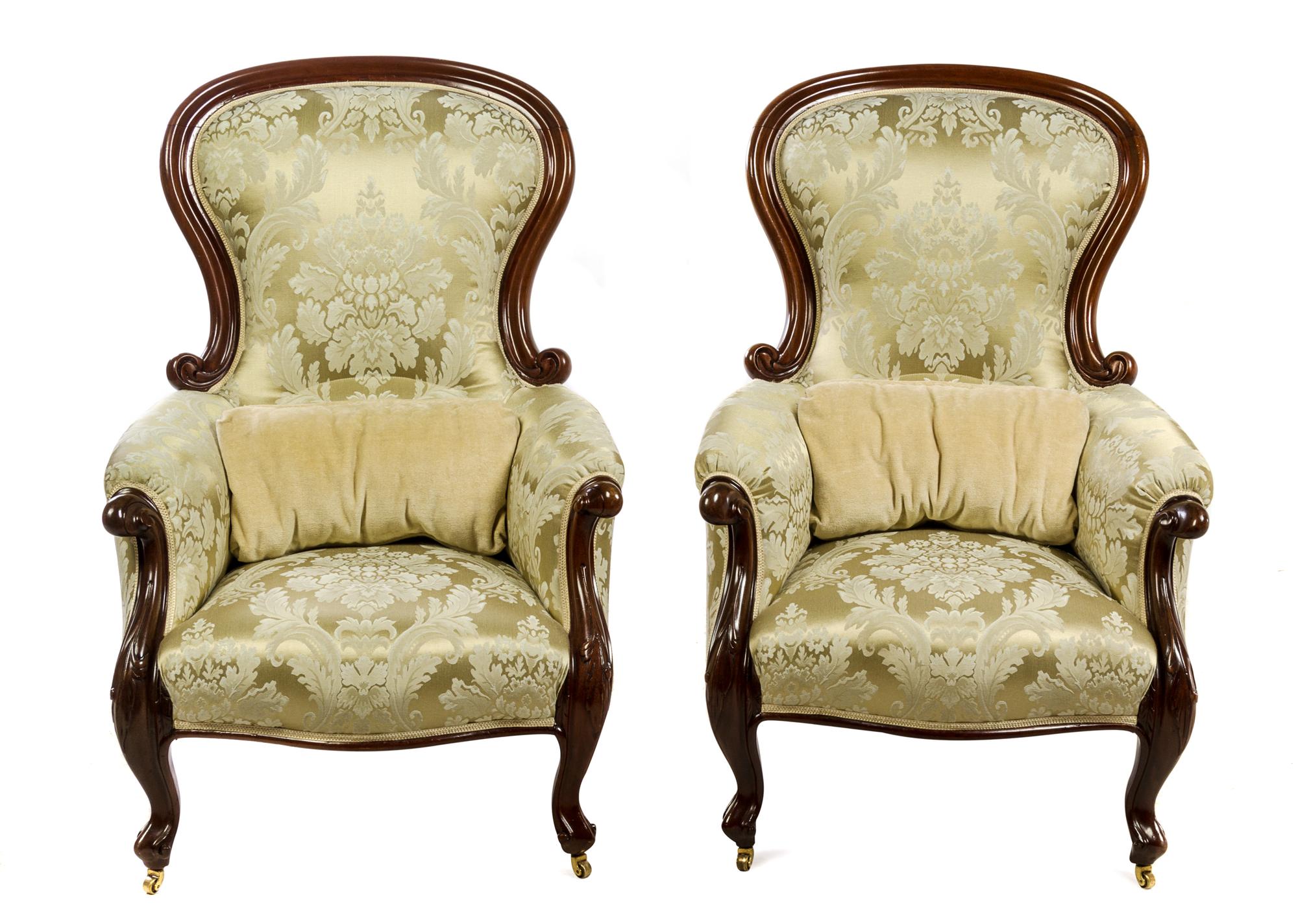 A Pair of Victorian Mahogany Armchairs Height 40 3/4 inches. — FIRST QUARTER 20TH CENTURY