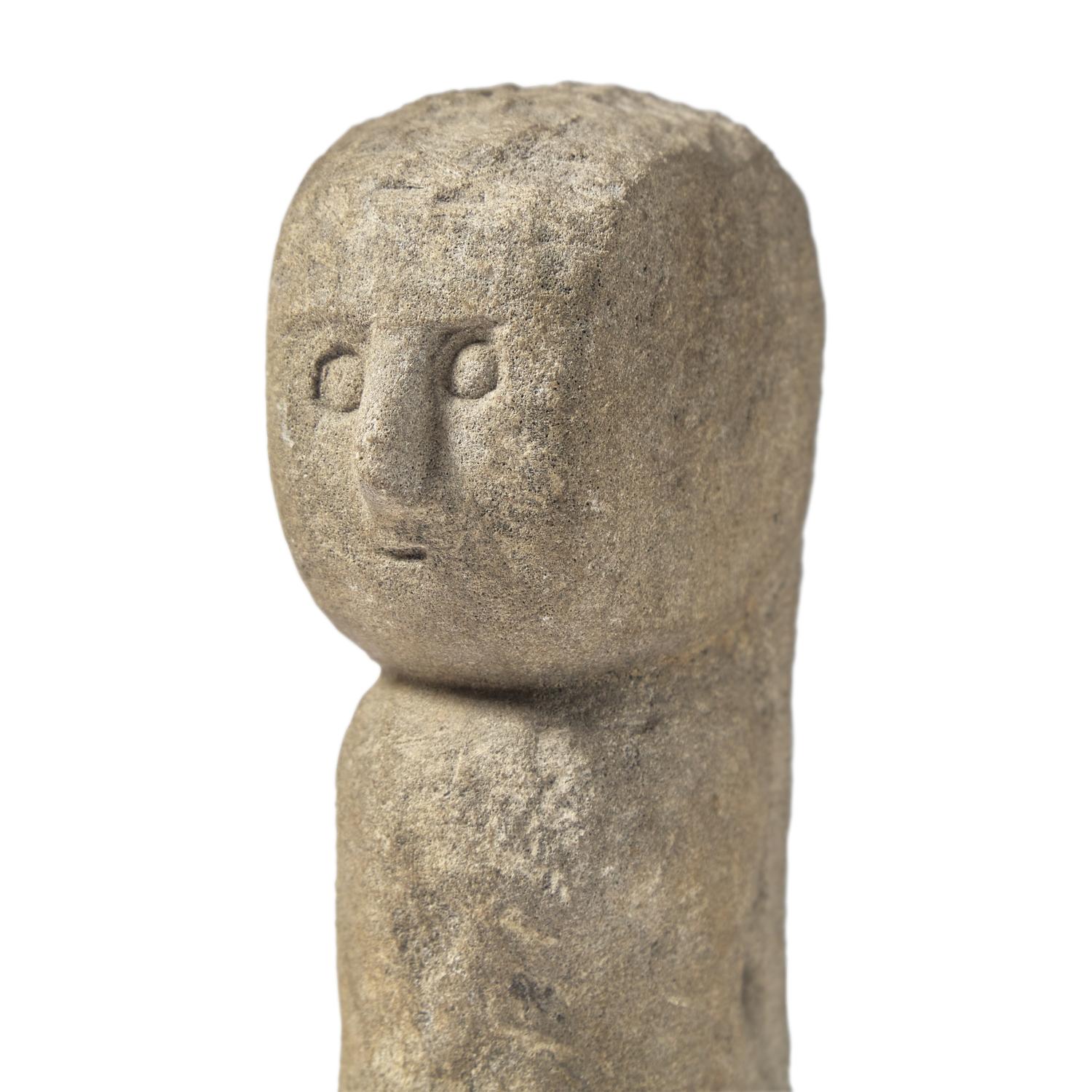 William Edmondson (1874-1951) — Gi rl With Braided Hair