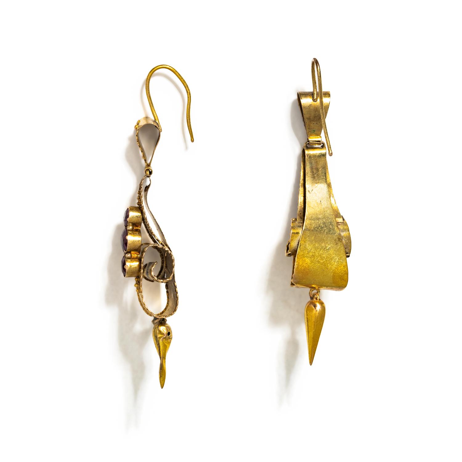VICTORIAN, YELLOW GOLD AND GARNET EARRINGS