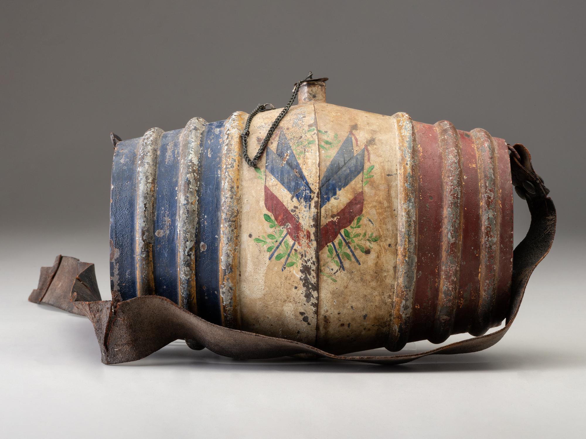 [MILITARIA]. French vivandiere's painted tonnelet / canteen. Ca 19th century.