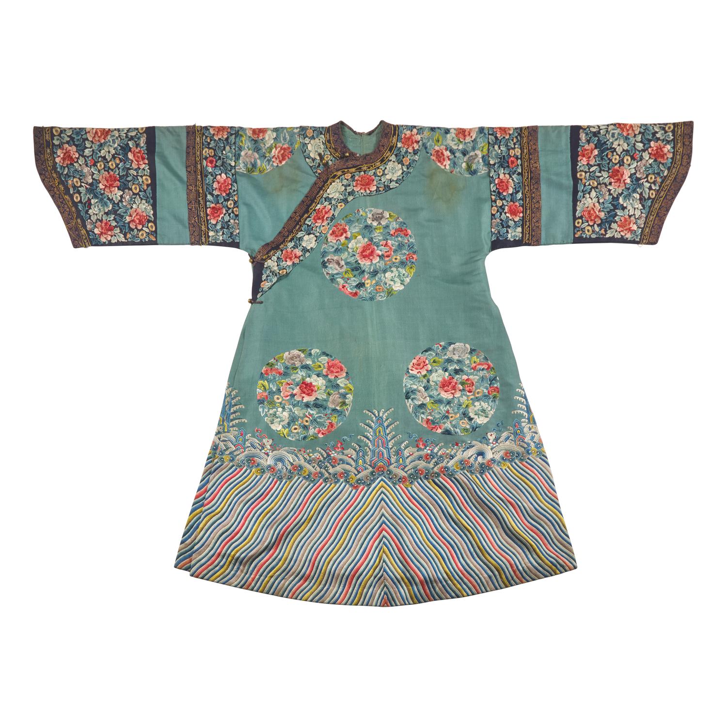 A Chinese Green Gauze Embroidered Lady's Informal Robe, Jifu, 19th Century — 清中晚期 綠地納紗八團牡丹花卉紋女吉服袍