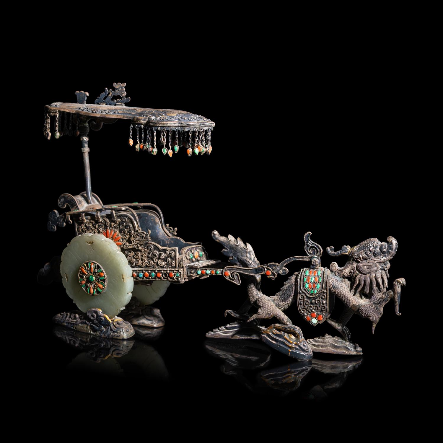 A Chinese Jade-Mounted and Hardstone Embellished Silver Chariot, 20th Century 近代 銀鑲玉嵌寳鸞車