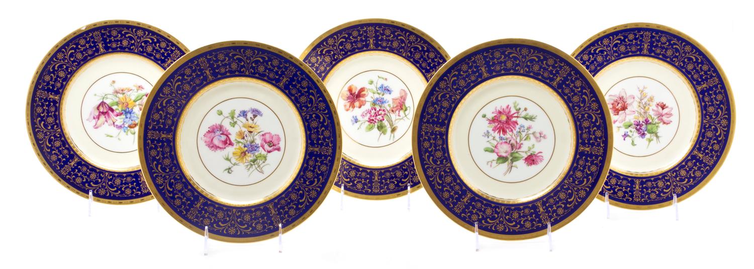 A Set of Twelve Minton Porcelain Dinner Plates, retailed by Tatman, Chicago, Diameter 10 3/8 inches.