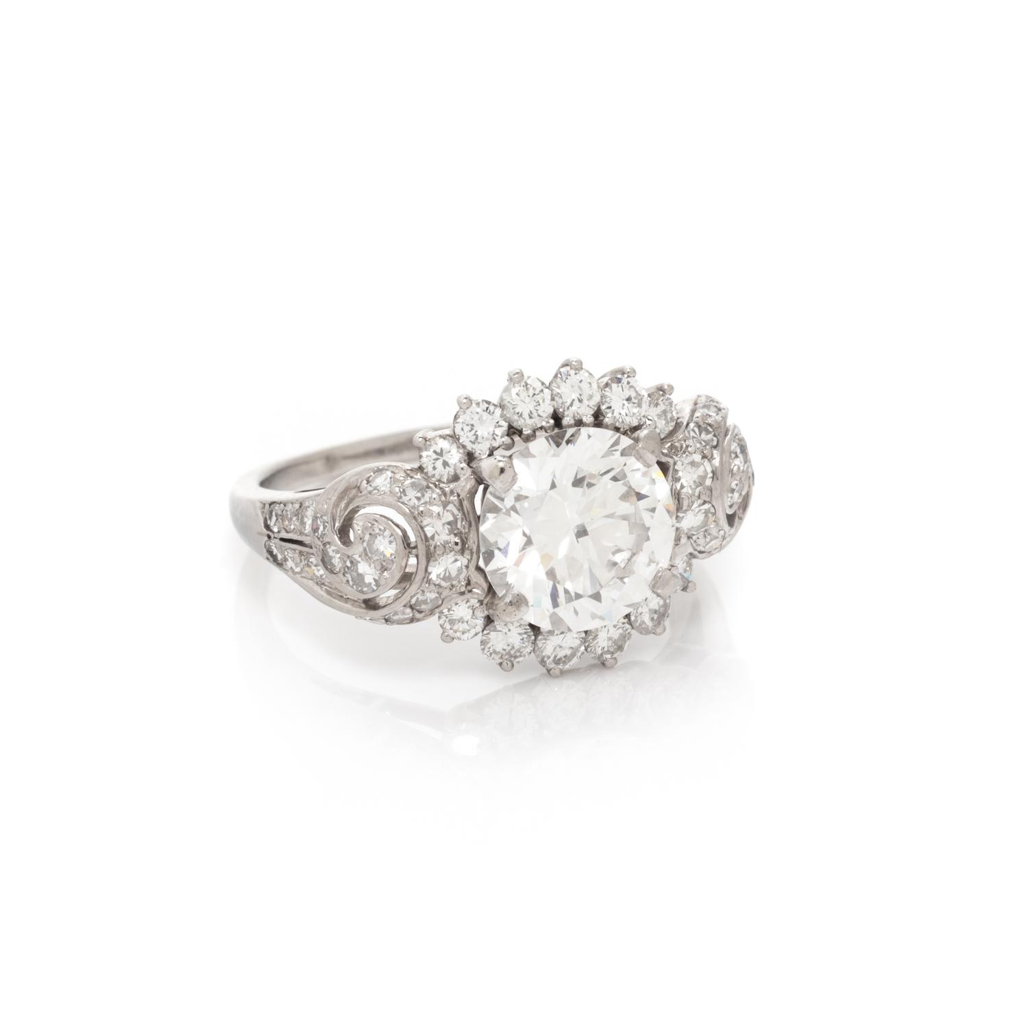 DIAMOND RING