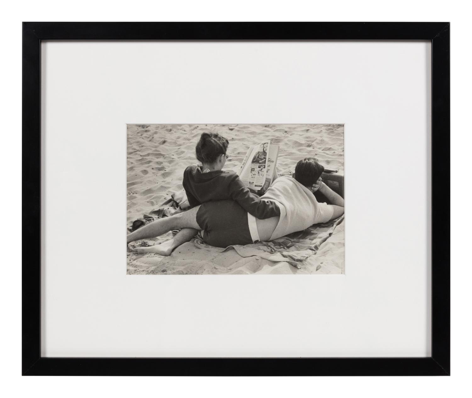 Ruth Orkin (1921-1985) Couple on the Beach, Coney Island, 1948