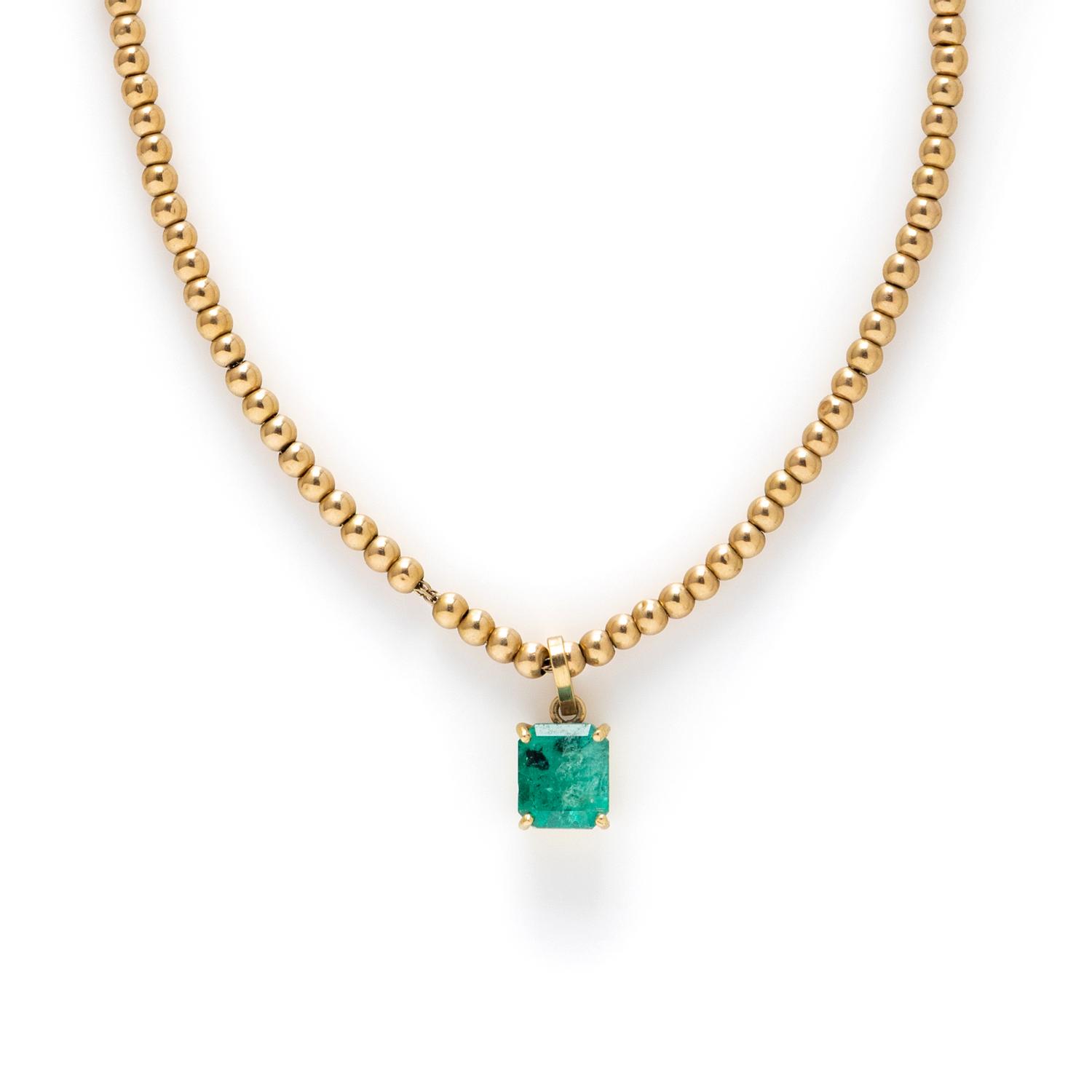 EMERALD PENDANT AND YELLOW GOLD BEADED CHAIN NECKLACE