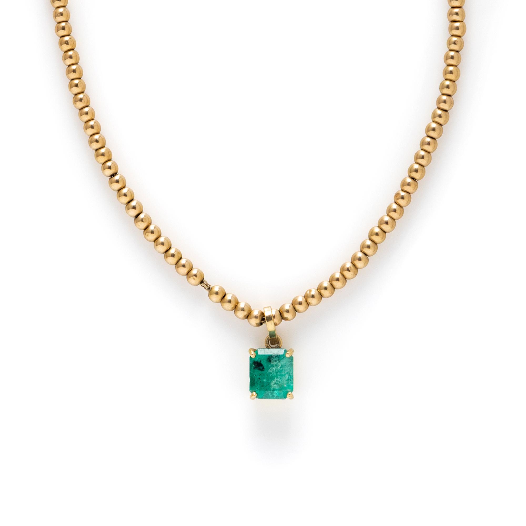 EMERALD PENDANT AND YELLOW GOLD BEADED CHAIN NECKLACE