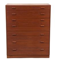Borge Mogensen Teak Tall Dresser Height 48 3/4 x width 29 x depth 18 inches. — MID 20TH CENTURY