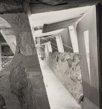 Ezra Stoller (1915-2004) Cabaret theatre hall with bust, Taliesin West (Frank Lloyd Wright,) 1951