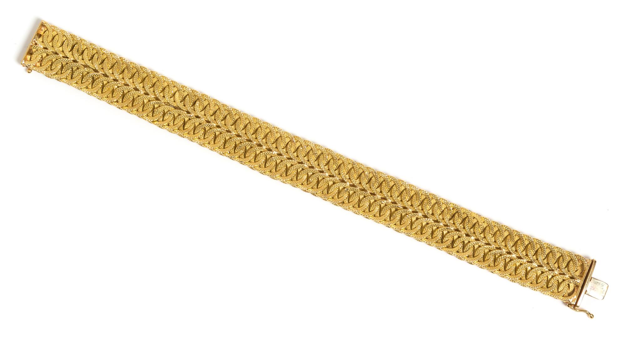 An 18 Karat Yellow Gold Bracelet, Marchisio, 21.50 dwts.