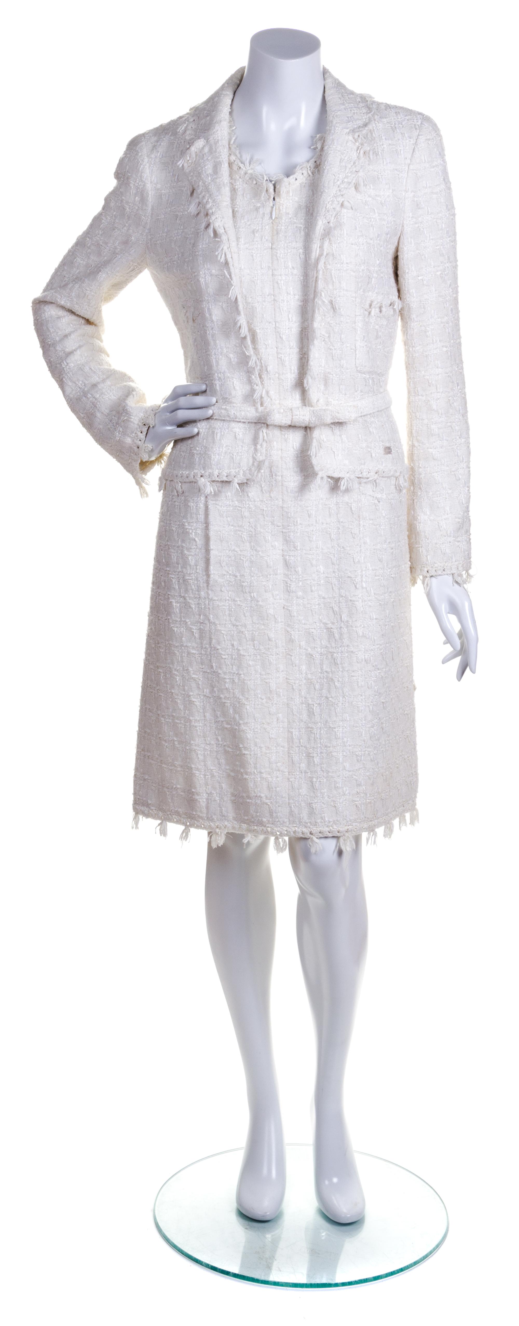A Chanel Ivory Dress, Size 40.