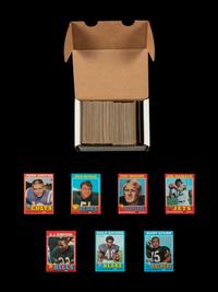A Near Set of 1971 Topps Football Cards (261/263)