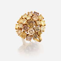 A colored diamond and eighteen karat gold ring, Julius Cohen