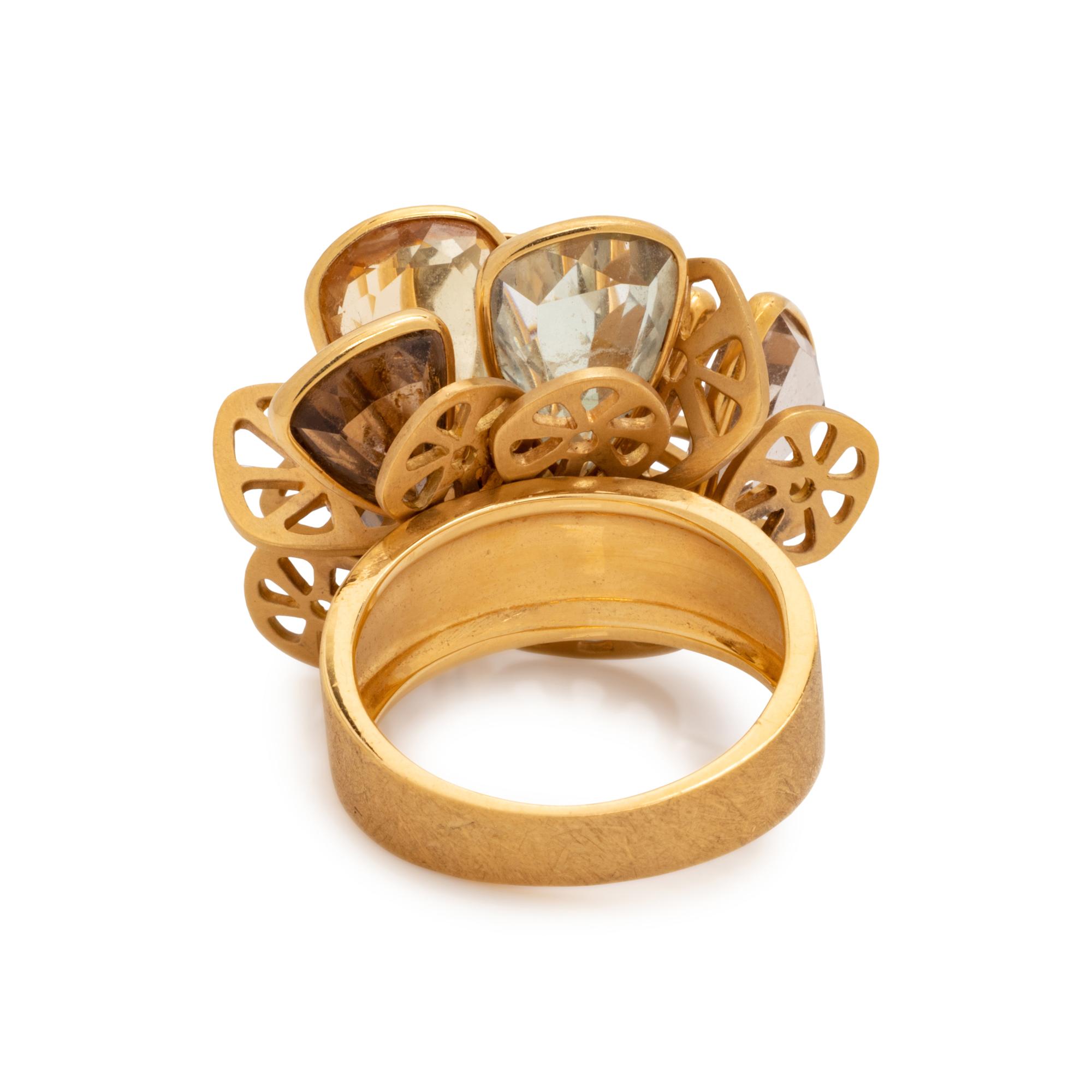 YELLOW GOLD AND GEMSTONE RING