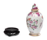 An Edmé Samson Armorial Charger and Covered Jar
