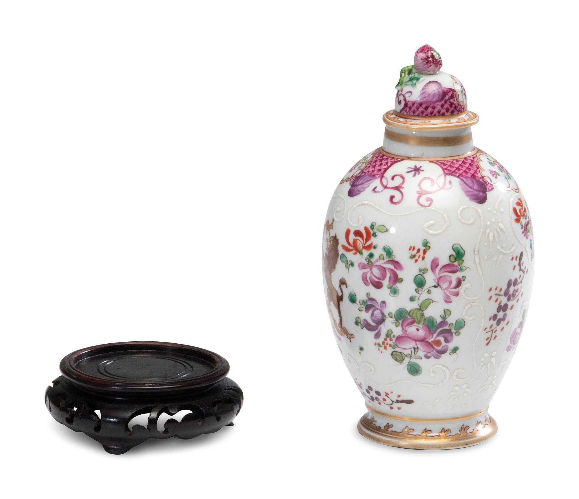 An Edmé Samson Armorial Charger and Covered Jar
