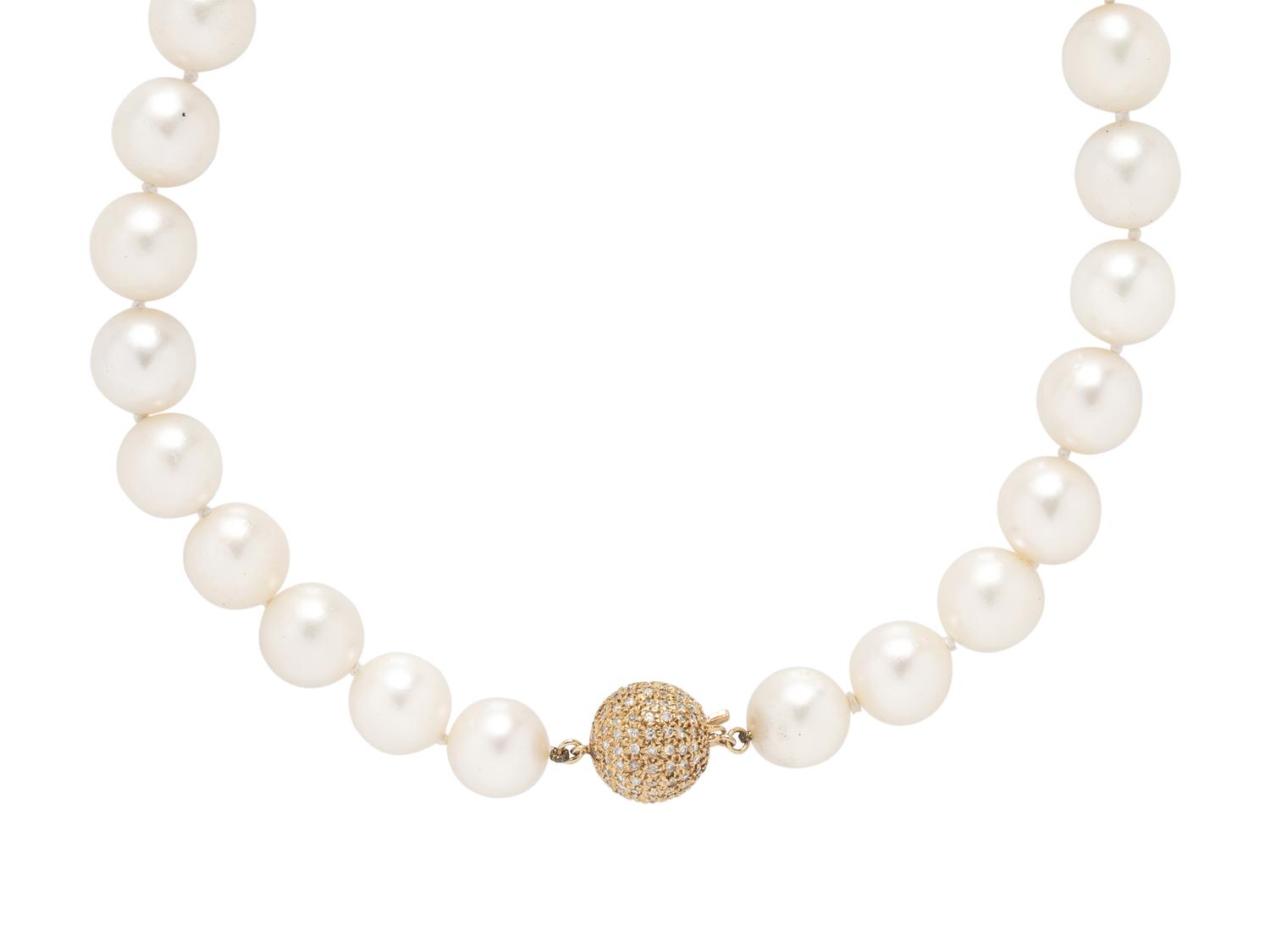 CULTURED PEARL AND DIAMOND NECKLACE