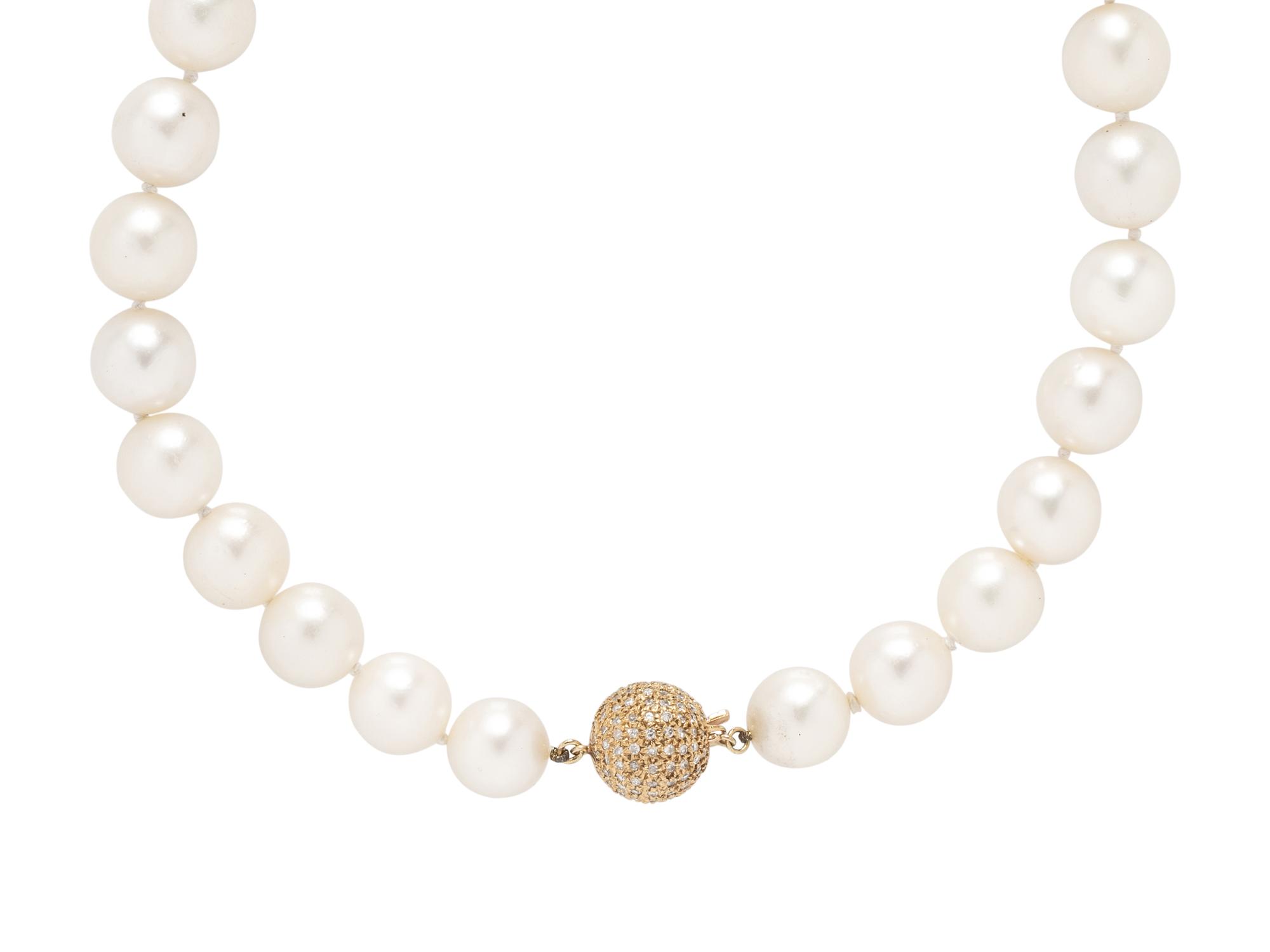 CULTURED PEARL AND DIAMOND NECKLACE