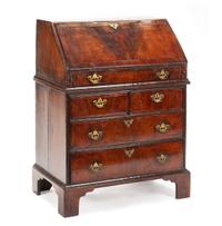 A George I Walnut Slant-Front Desk Height 41 x width 30 x depth 19 1/2 inches. — 18TH CENTURY