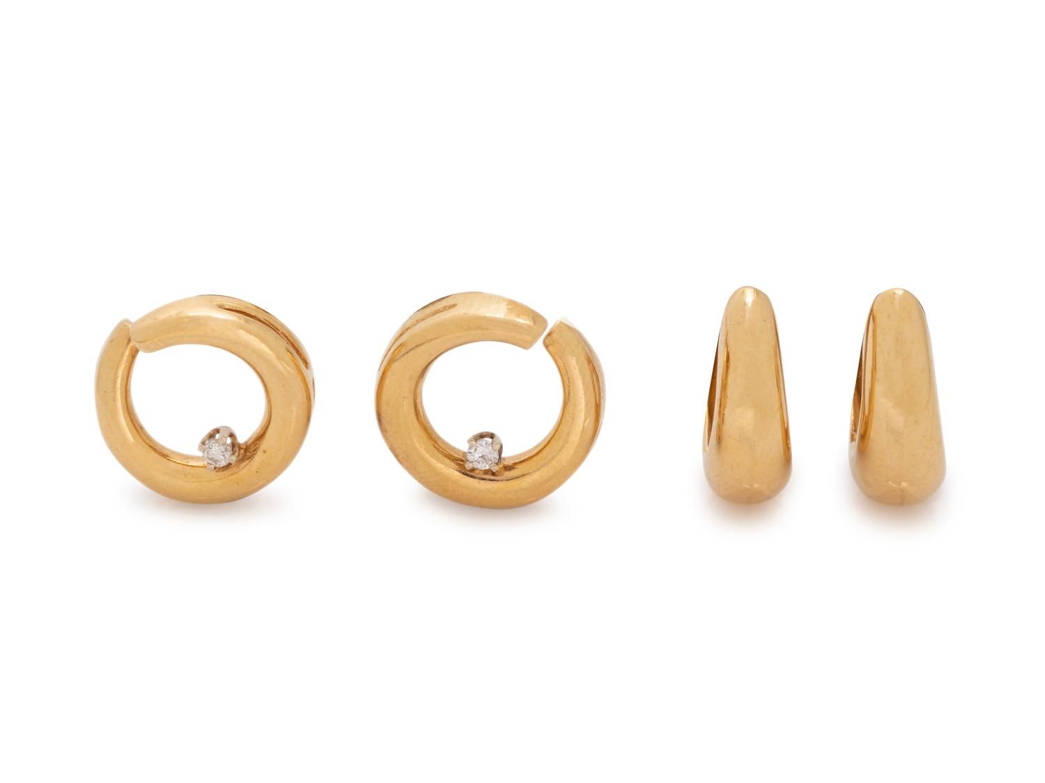COLLECTION OF YELLOW GOLD EARRINGS