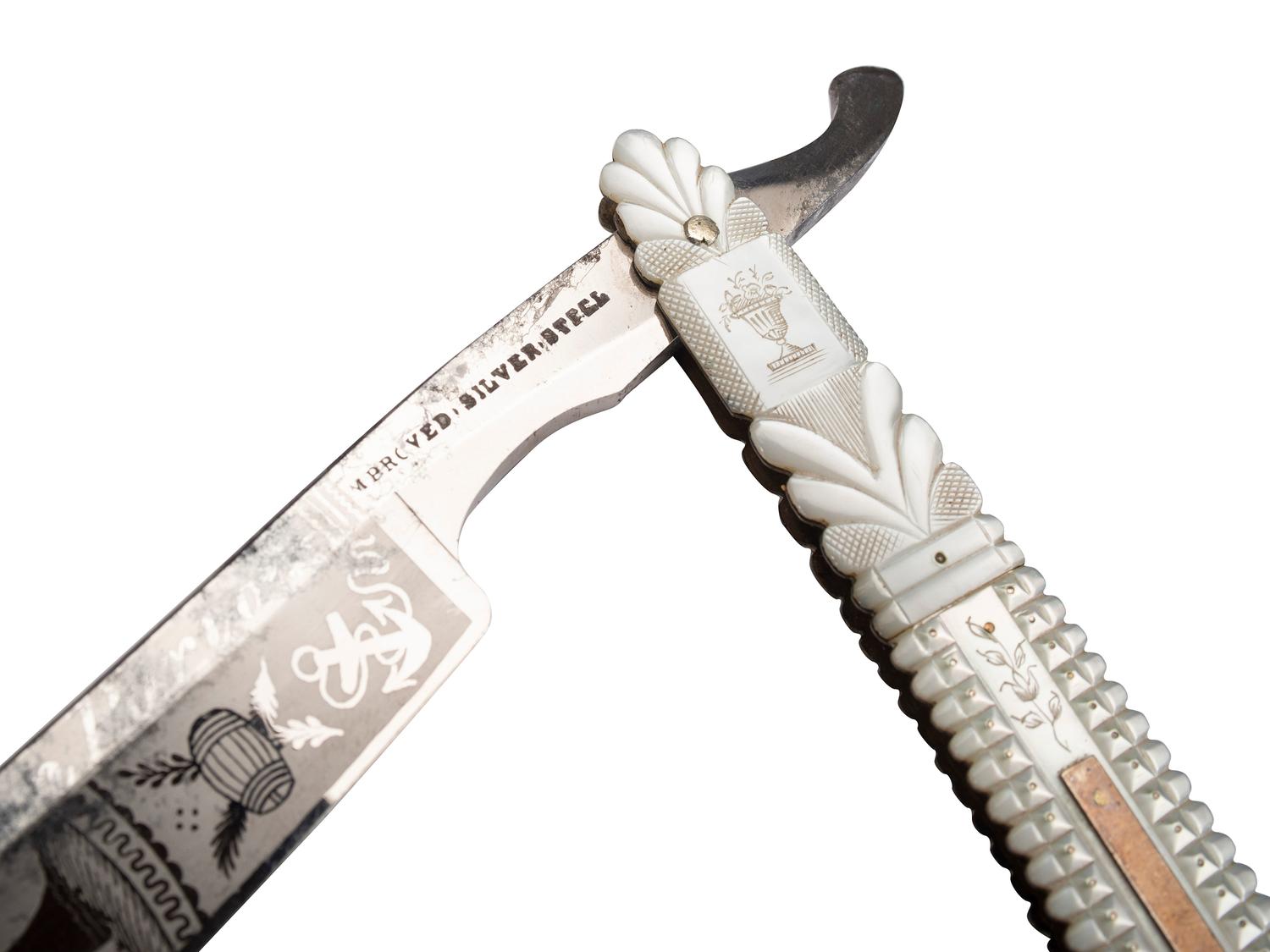[CIVIL WAR]. Large collection of shaving utensils and personal items.
