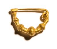 A Thracian Gold Fibula