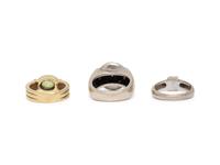 COLLECTION OF GOLD AND GEMSTONE RINGS