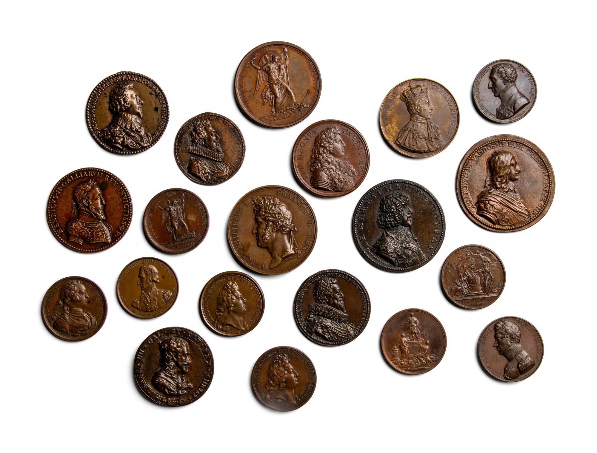 [EXONUMIA] A Collection of Twenty Bronze and Copper Commemorative Medallions Relating to French Subjects