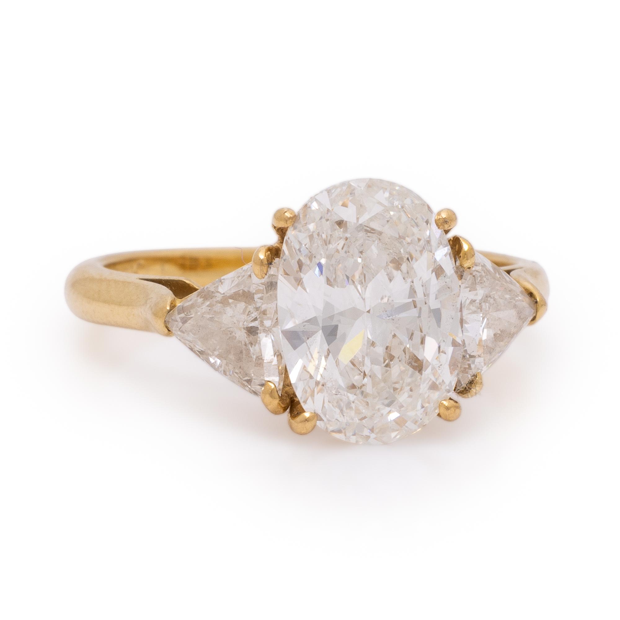 Diamond and Yellow Gold Ring