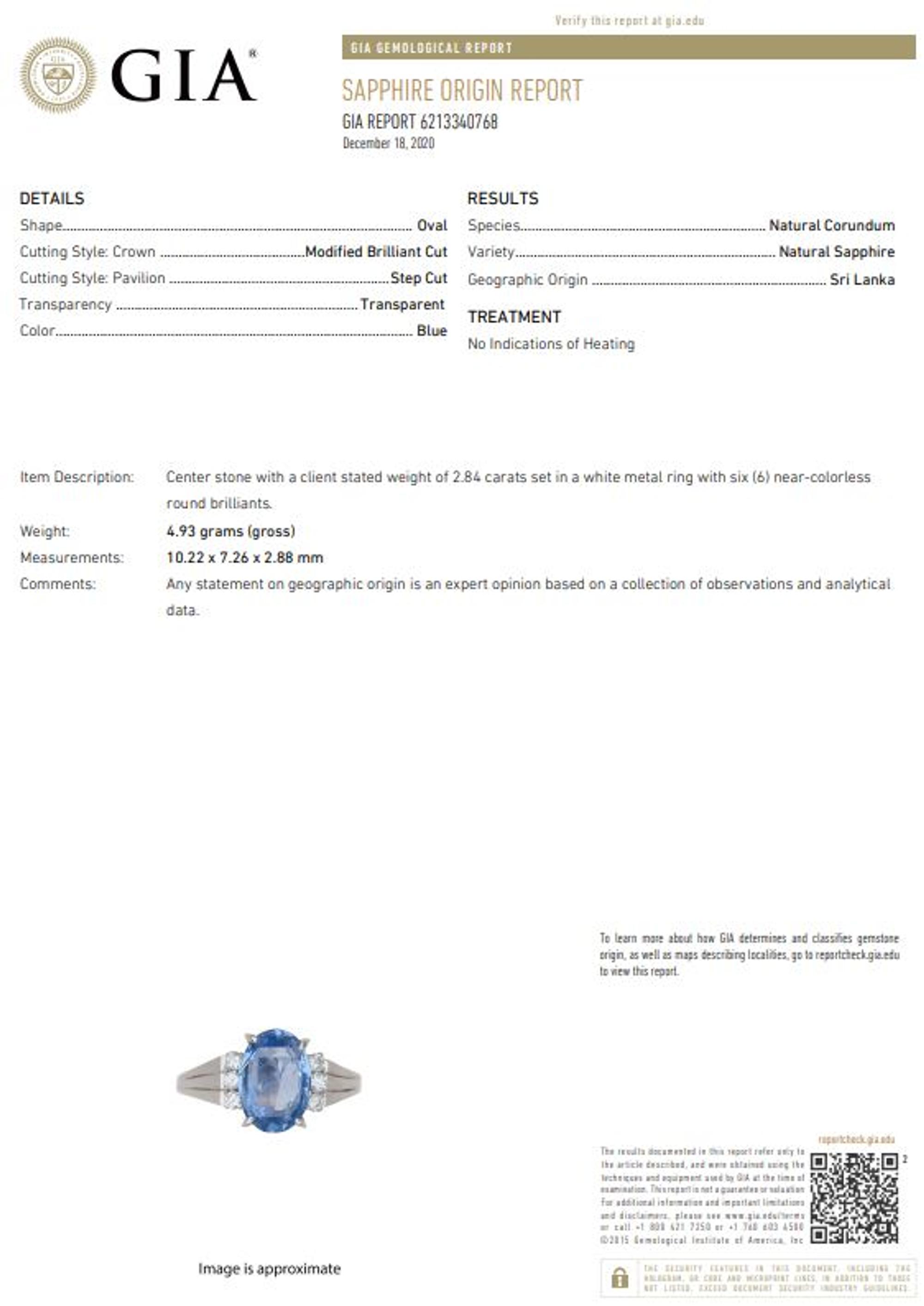SAPPHIRE AND DIAMOND RING