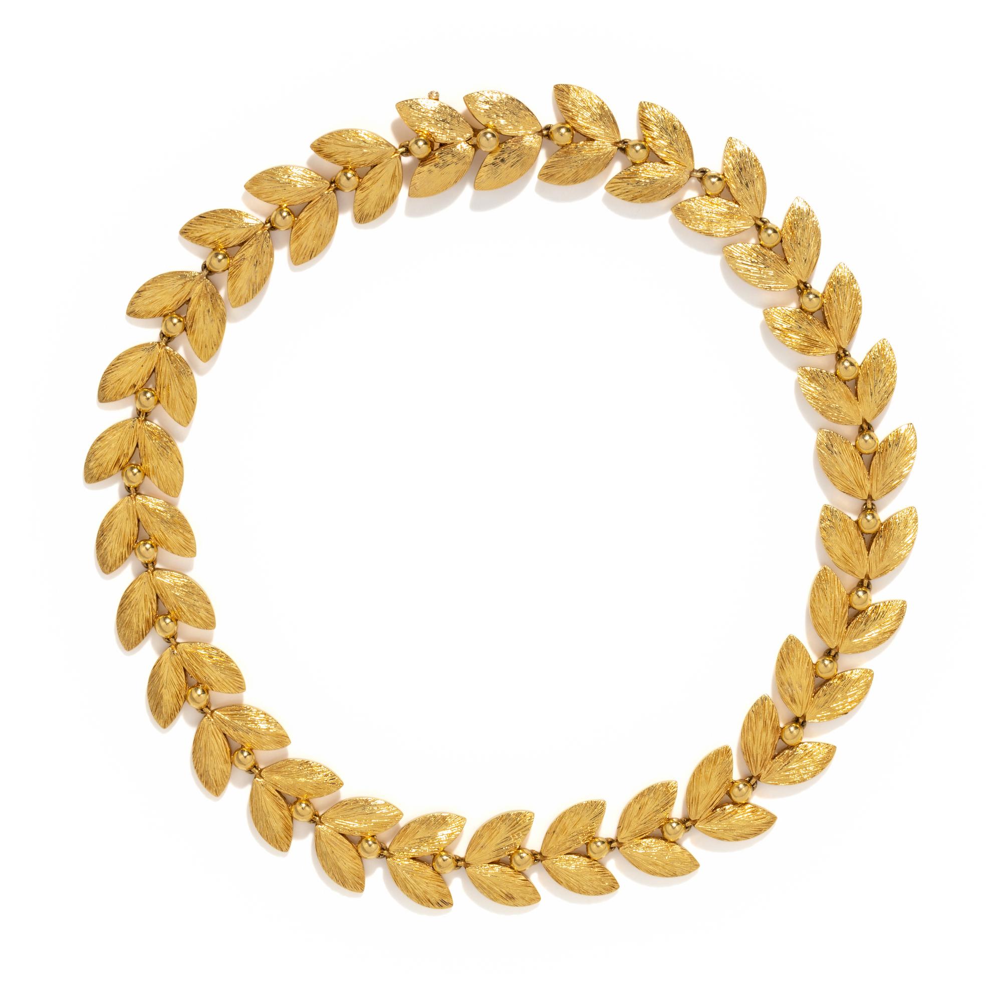 RUSER, YELLOW GOLD NECKLACE
