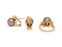 CULTURED TAHITIAN PEARL AND DIAMOND SET