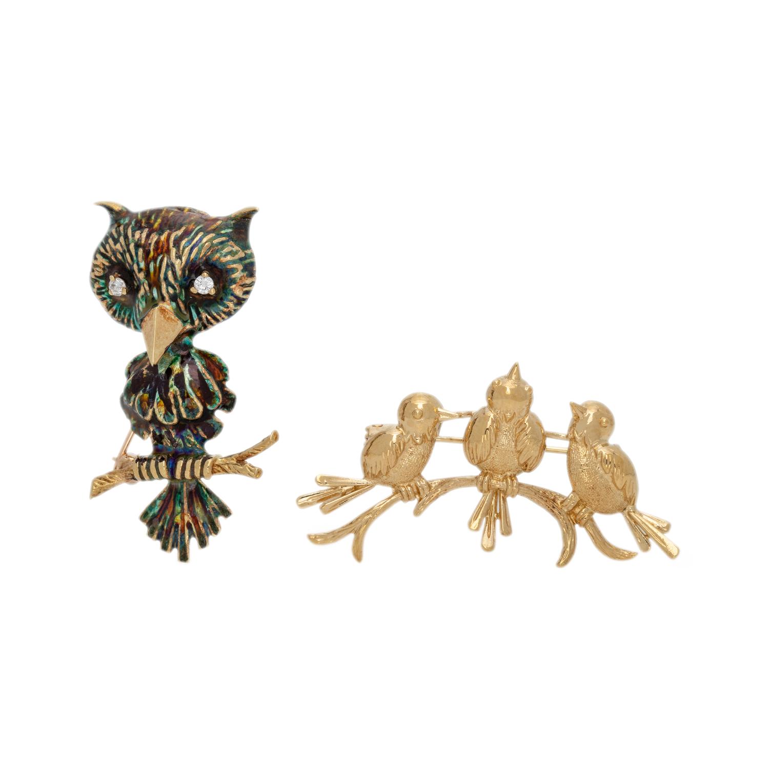 COLLECTION OF YELLOW GOLD BIRD BROOCHES