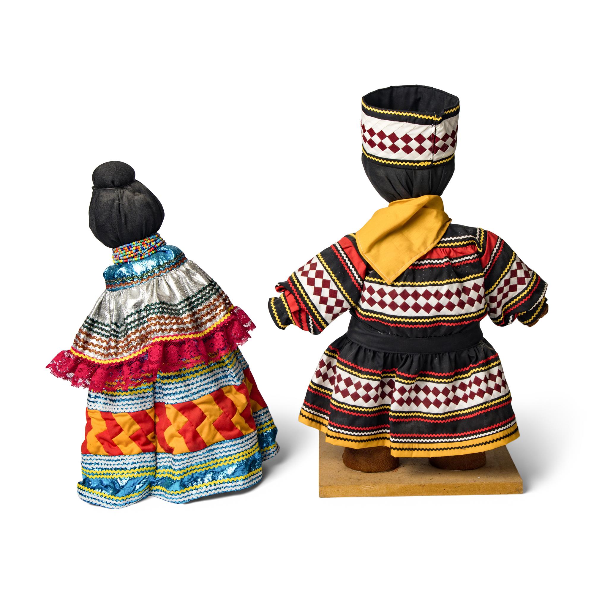 Seminole Dolls, Display Size